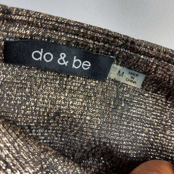 DO & BE  skirts size medium color gold & Black - Picture 5 of 9